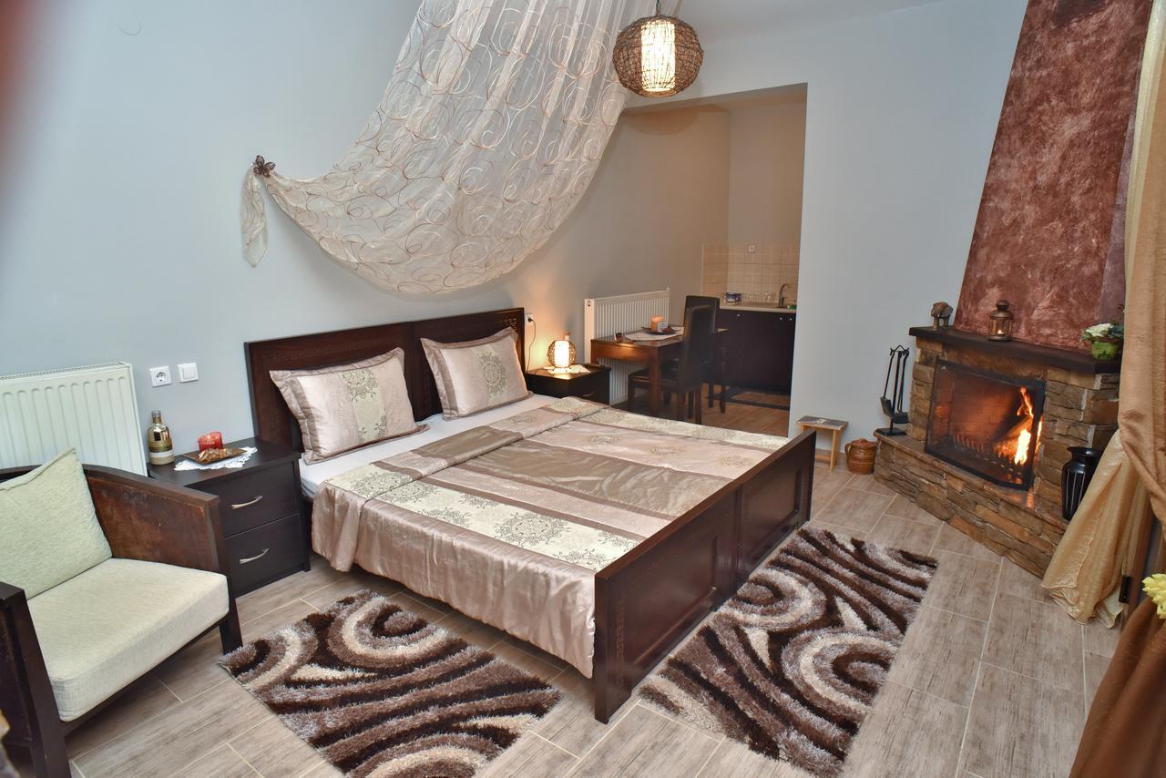 Guesthouse Athanasiou Káto Loutrákion Extérieur photo